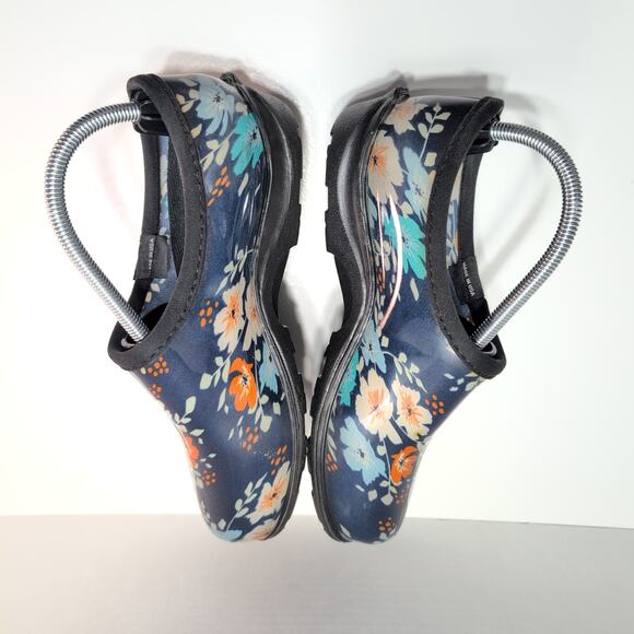 SLOGGERS Waterproof Gardening Clogs Women's 9 Made In USA Floral Fun Blue - Picture 4 of 7